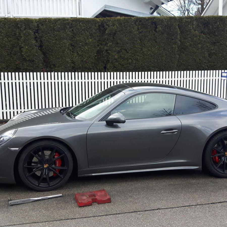 Vor Ort Reifenmontage Porsche 911