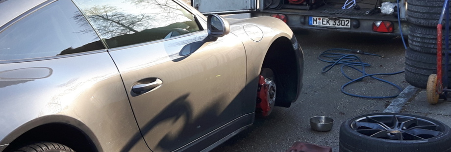 Reifenummontage Porsche 911 Carrera